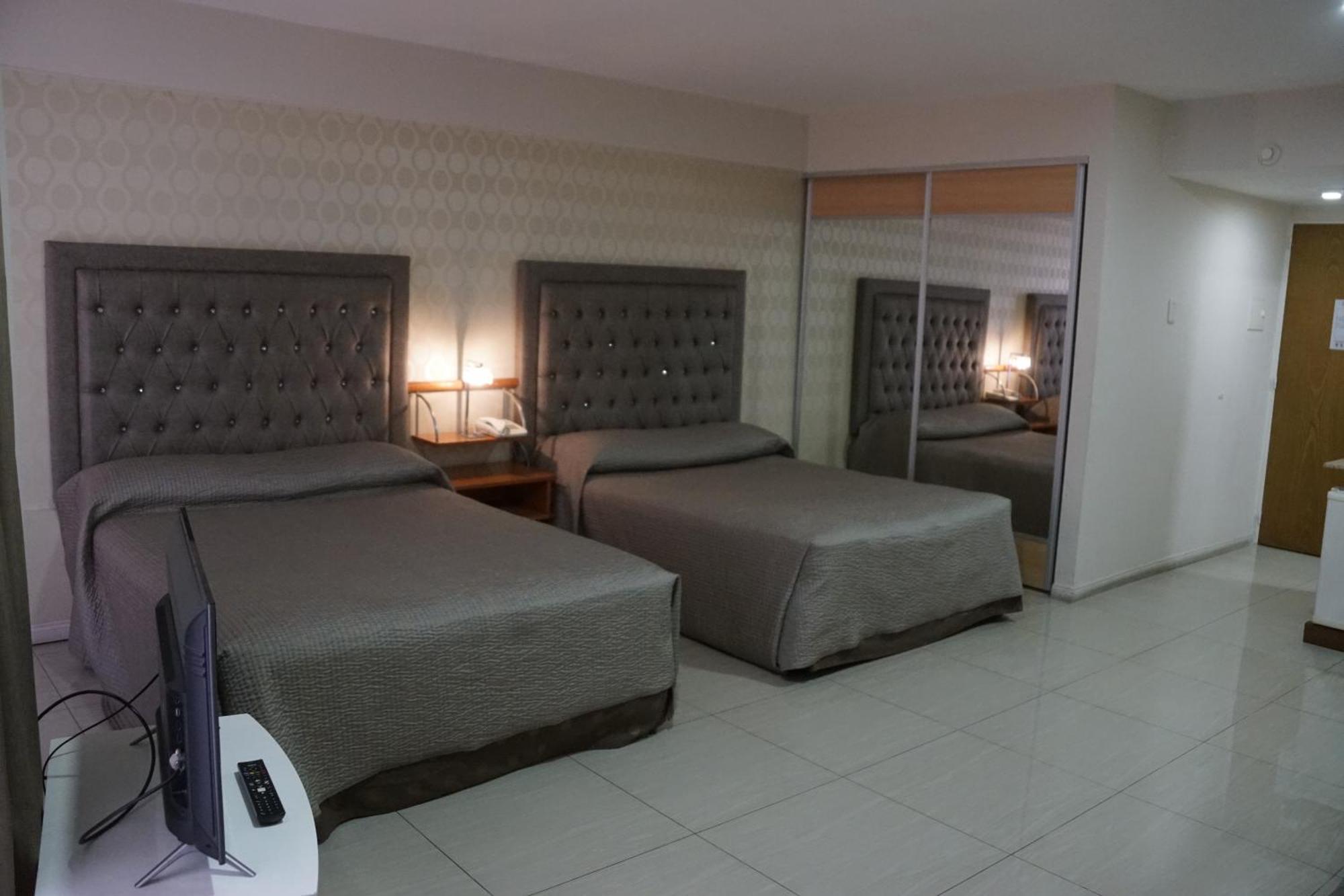 Hotel Howard Johnson Rosario Exteriér fotografie